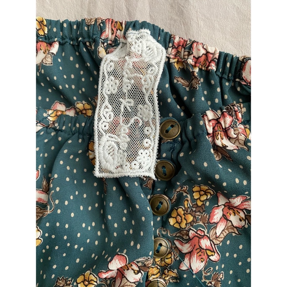 Sadie & Sage floral blouse - Picture 4 of 5